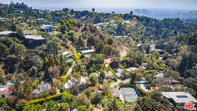 9300 Hazen Drive, Beverly Hills, CA 90210