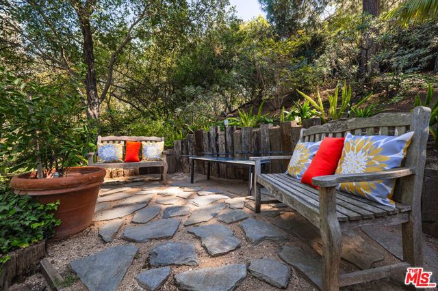9300 Hazen Drive, Beverly Hills, CA 90210