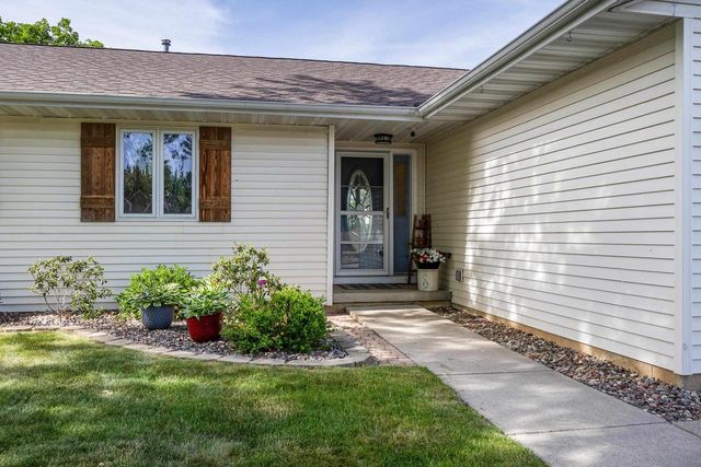 335 Belle Avenue, Belleville, WI 53508