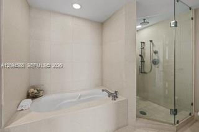 6799 Collins Avenue 606, Miami Beach, FL 33141