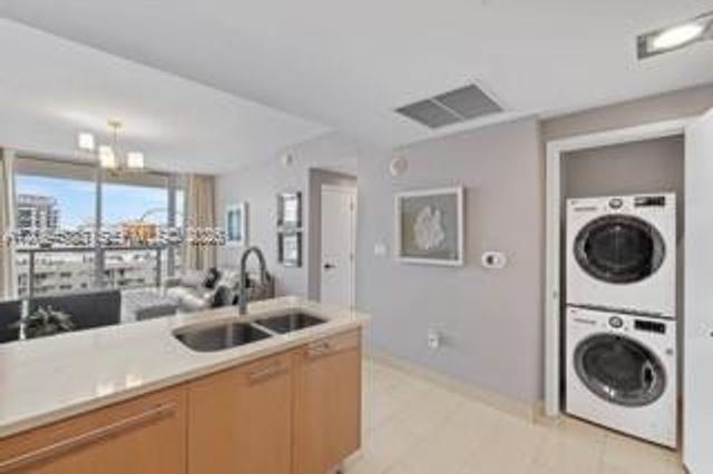 6799 Collins Avenue 606, Miami Beach, FL 33141