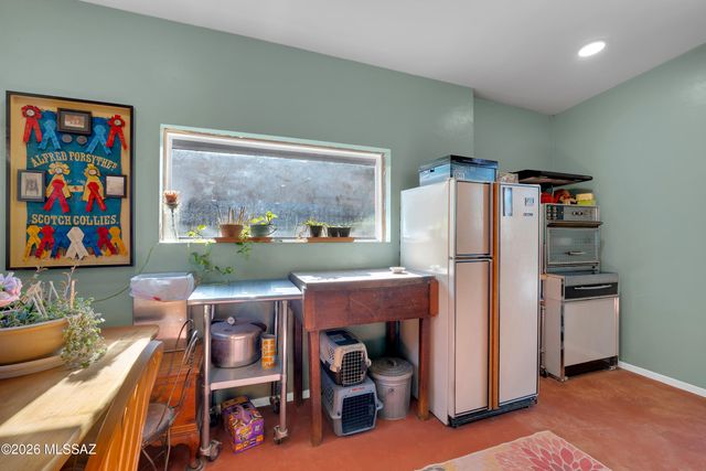 623 S Highland Avenue, Tucson, AZ 85719