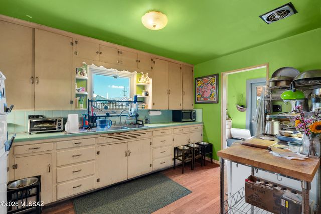 623 S Highland Avenue, Tucson, AZ 85719