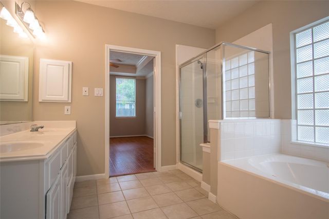 3710 Heritage Colony Drive, Missouri City, TX 77459