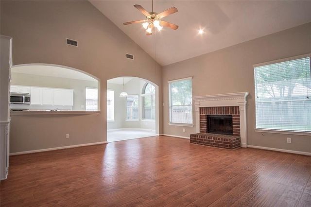 3710 Heritage Colony Drive, Missouri City, TX 77459