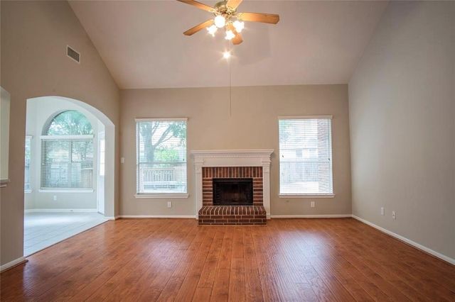 3710 Heritage Colony Drive, Missouri City, TX 77459