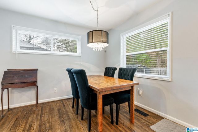 1322 CRESTHILL ROAD, Birmingham, AL 35213