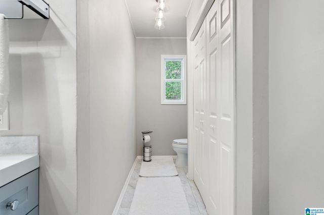 1322 CRESTHILL ROAD, Birmingham, AL 35213