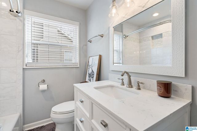 1322 CRESTHILL ROAD, Birmingham, AL 35213