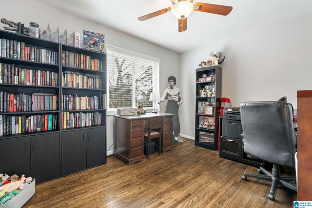 1322 CRESTHILL ROAD, Birmingham, AL 35213