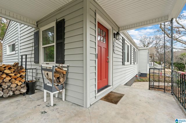 1322 CRESTHILL ROAD, Birmingham, AL 35213