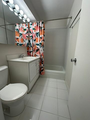 655 W Irving Park Road 1609, Chicago, IL 60613
