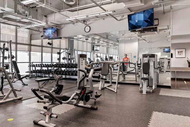 655 W Irving Park Road 1609, Chicago, IL 60613