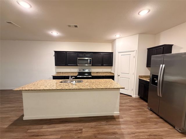 320 Frio River Road, Glenn Heights, TX 75154