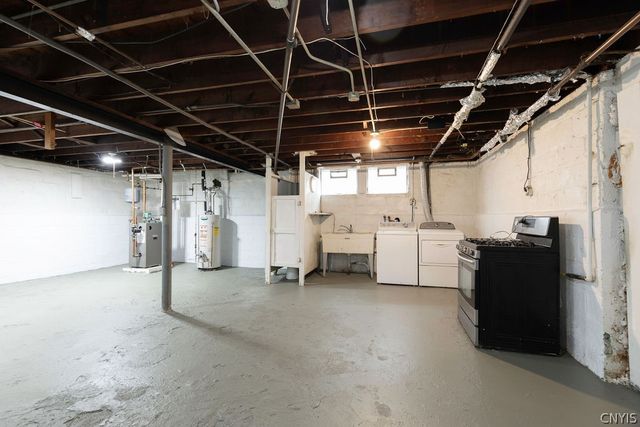 165 Kenwood Avenue, Syracuse, NY 13208