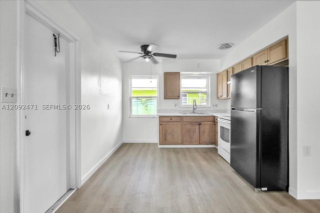 2423 Jeffcott Street 2423, Fort Myers, FL 33901