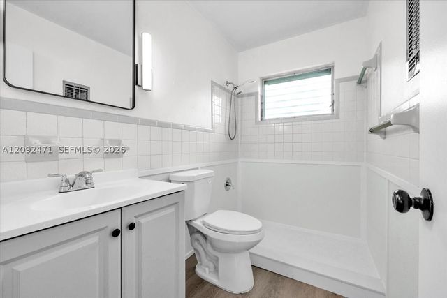 2423 Jeffcott Street 2423, Fort Myers, FL 33901