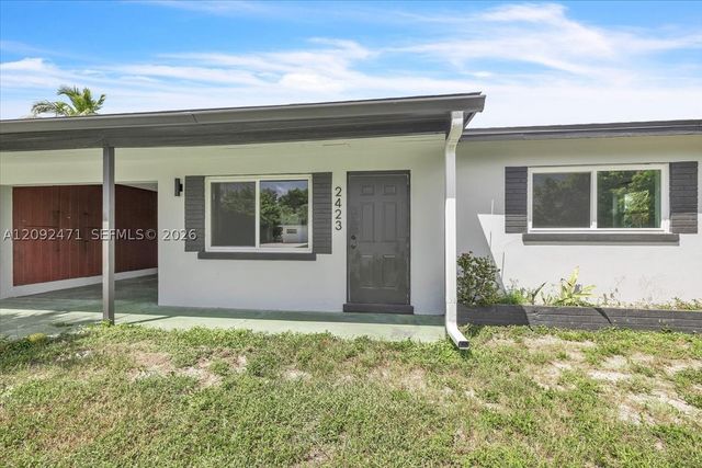 2423 Jeffcott Street 2423, Fort Myers, FL 33901