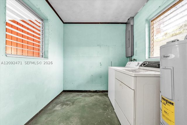 2423 Jeffcott Street 2423, Fort Myers, FL 33901