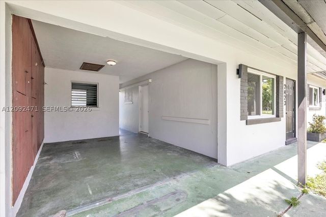 2423 Jeffcott Street 2423, Fort Myers, FL 33901