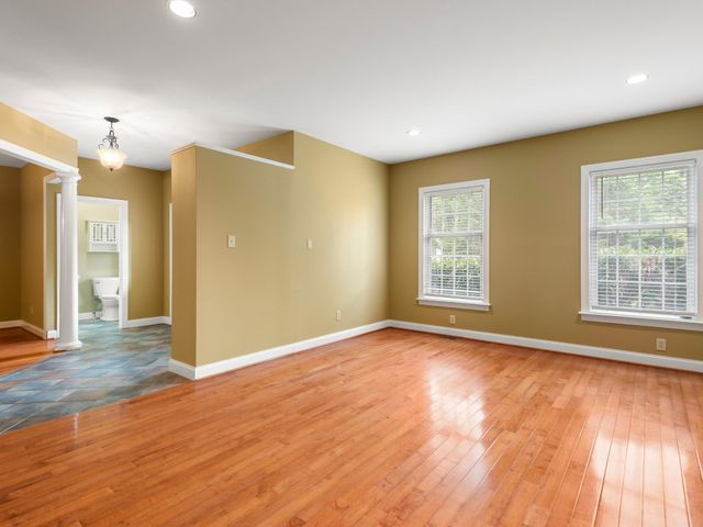 178 WINDGATE DR, Chester Springs, PA 19425