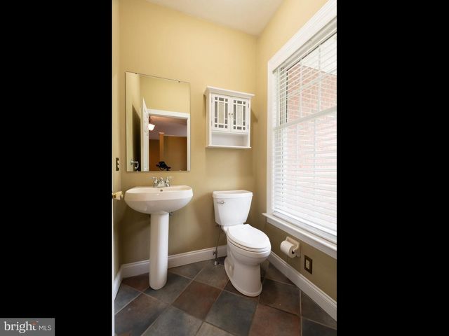 178 WINDGATE DR, Chester Springs, PA 19425