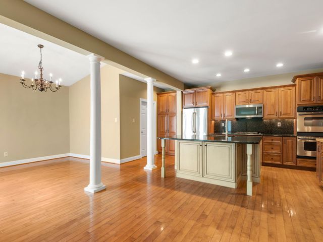 178 WINDGATE DR, Chester Springs, PA 19425