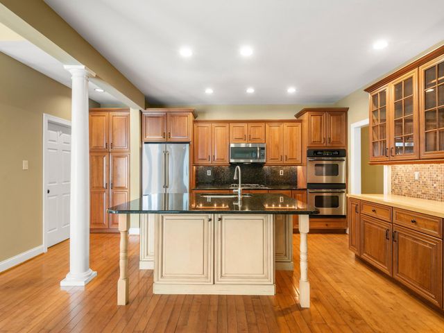 178 WINDGATE DR, Chester Springs, PA 19425