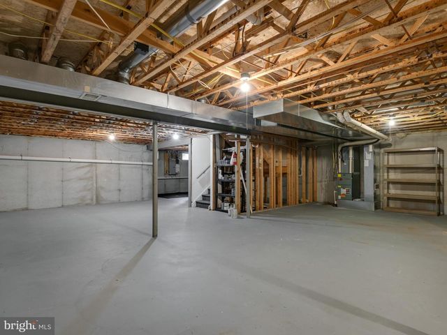 178 WINDGATE DR, Chester Springs, PA 19425