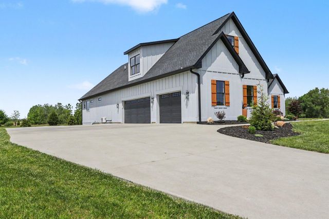 14160 C.B.MacDonald Way, Vicksburg, MI 49097