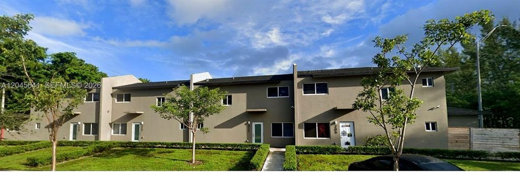 205 NW 159th Street, Miami, FL 33169