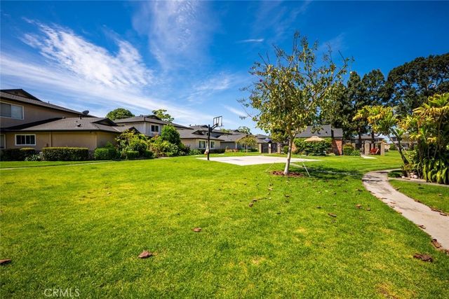 7837 Arbor Circle 96D, Huntington Beach, CA 92647