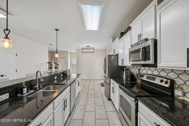 16250 STANIS Court, Jacksonville, FL 32218