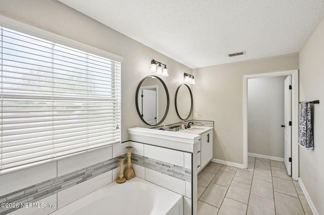16250 STANIS Court, Jacksonville, FL 32218
