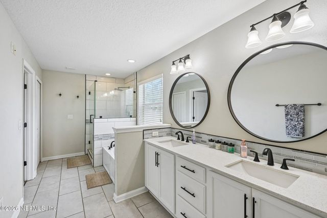 16250 STANIS Court, Jacksonville, FL 32218