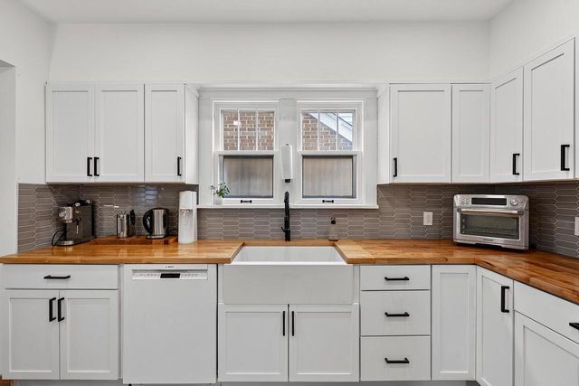 3316 Wright AVENUE, Racine, WI 53405