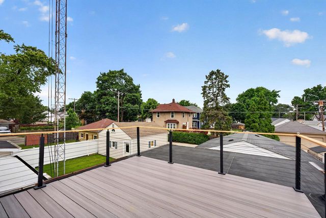 3316 Wright AVENUE, Racine, WI 53405