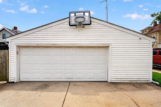3316 Wright AVENUE, Racine, WI 53405