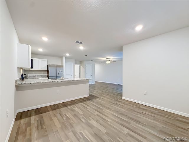 1399 W Cary Drive, Citrus Springs, FL 34434