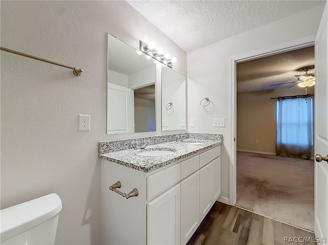 1399 W Cary Drive, Citrus Springs, FL 34434