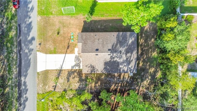 1399 W Cary Drive, Citrus Springs, FL 34434