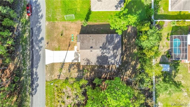 1399 W Cary Drive, Citrus Springs, FL 34434