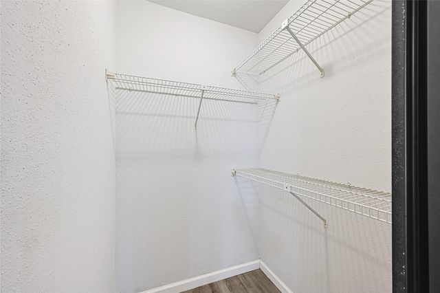 16800 Sugar Pine Drive 31, Houston, TX 77090