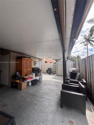 5252 SW 139th Pl 5252, Miami, FL 33175