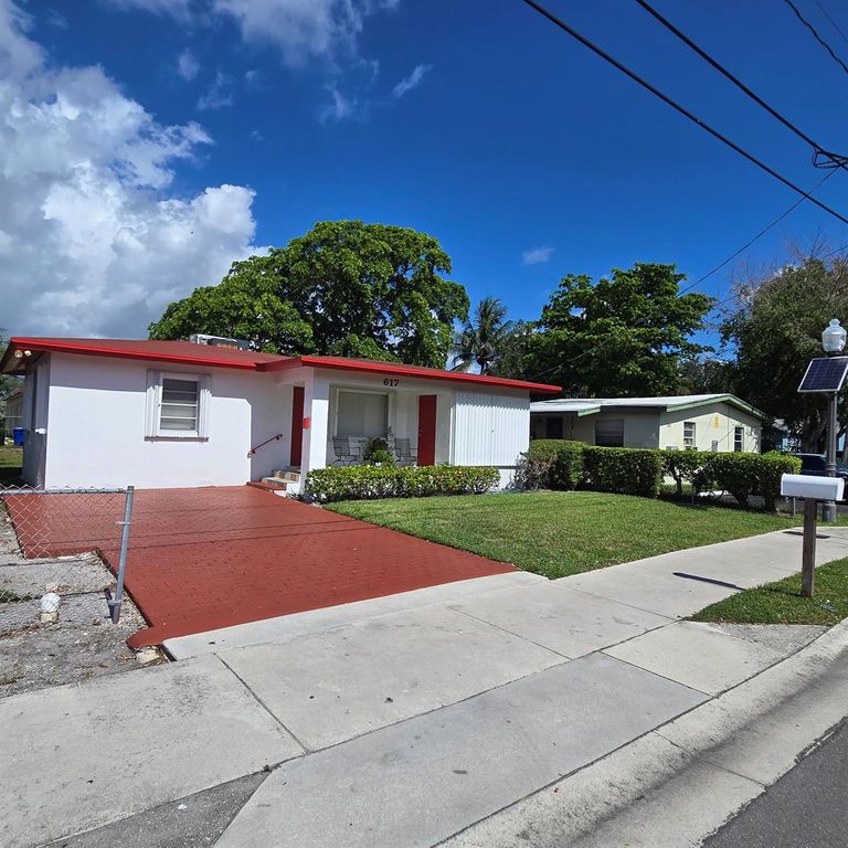 617 NW 13TH Terrace, Fort Lauderdale, FL 33311