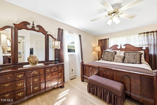 1200 Michigan Avenue, Elizabethton, TN 37643