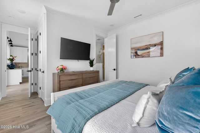 458 Ocean Boulevard W, Supply, NC 28462