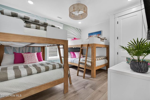 458 Ocean Boulevard W, Supply, NC 28462