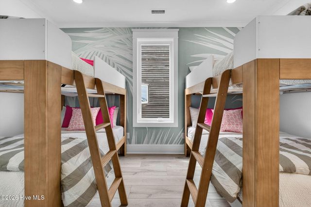 458 Ocean Boulevard W, Supply, NC 28462