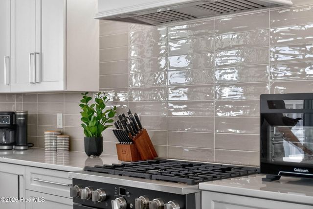 458 Ocean Boulevard W, Supply, NC 28462